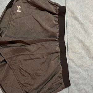 Women’s Under Armour shorts size XL